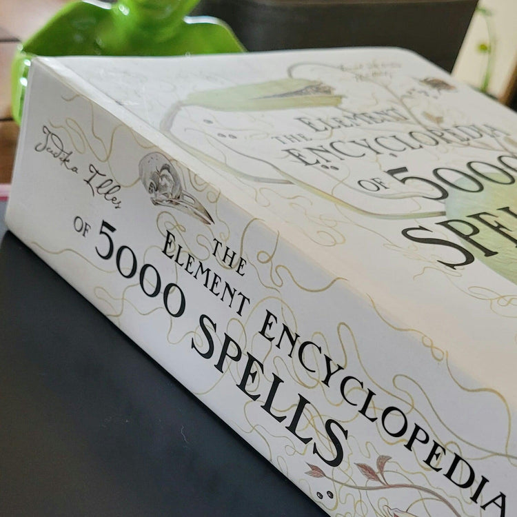 Element Encylopedia of 5000 Spells, Judika Illes - JOURNEY artisan soaps & candles