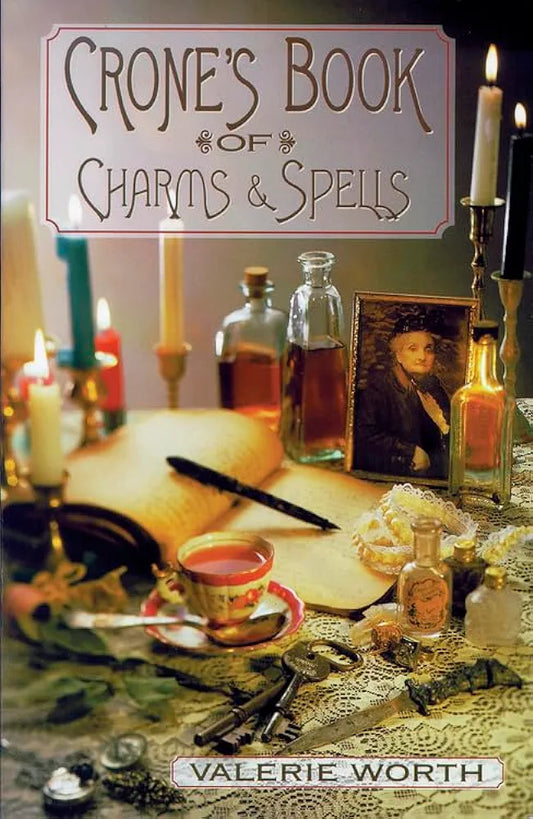 Crone's Book of Charms & Spells, Valerie Worth